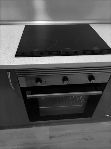 Foto de cocina en un piso en alquiler