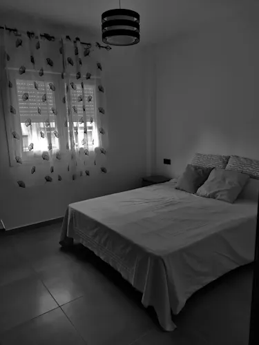 Foto de dormitorio en un piso en alquiler