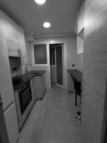 Foto de cocina en un piso en alquiler