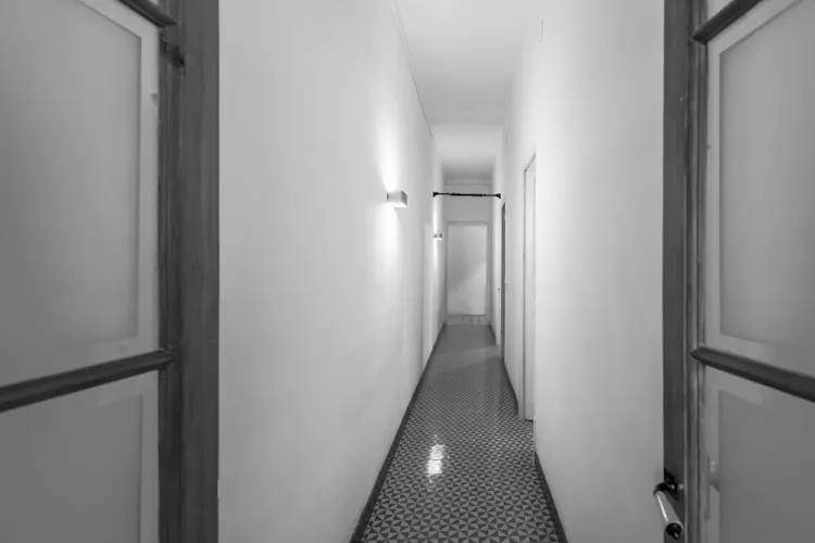 Foto de pasillo en un piso en alquiler