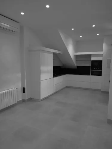 Foto de cocina en un piso en alquiler