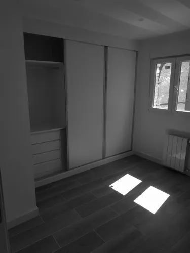Foto de dormitorio en un piso en alquiler