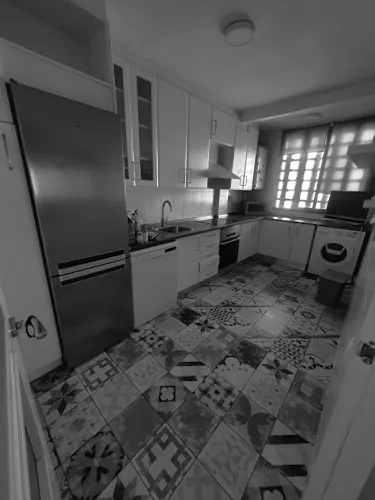 Foto de cocina en un piso en alquiler