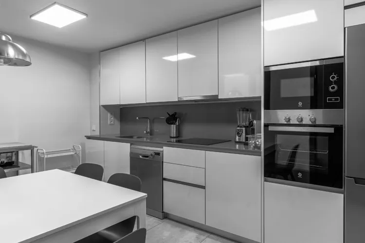 Foto de cocina en un piso en alquiler