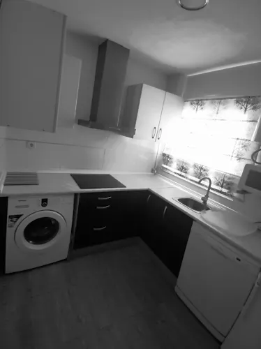 Foto de cocina en un piso en alquiler