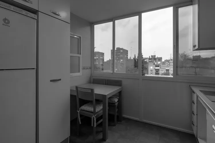 Foto de cocina en un piso en alquiler