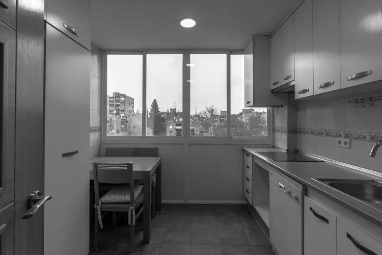 Foto de cocina en un piso en alquiler