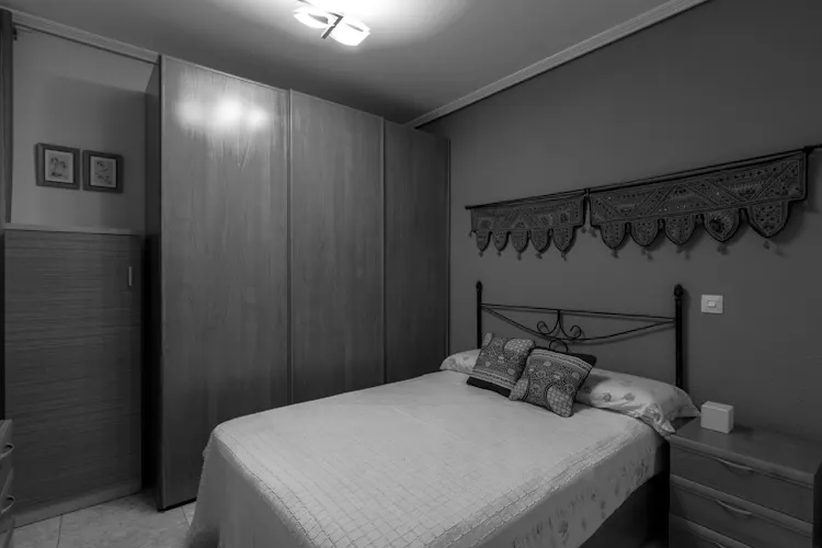 Foto de dormitorio en un piso en alquiler