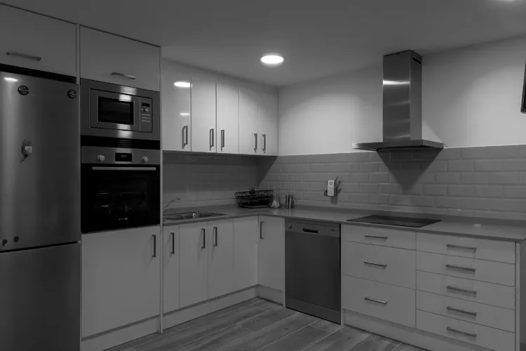 Foto de cocina en un piso en alquiler