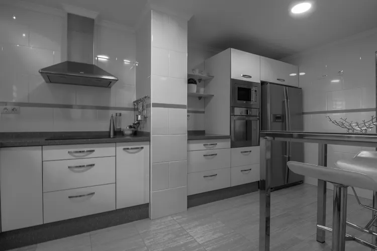 Foto de cocina en un piso en alquiler