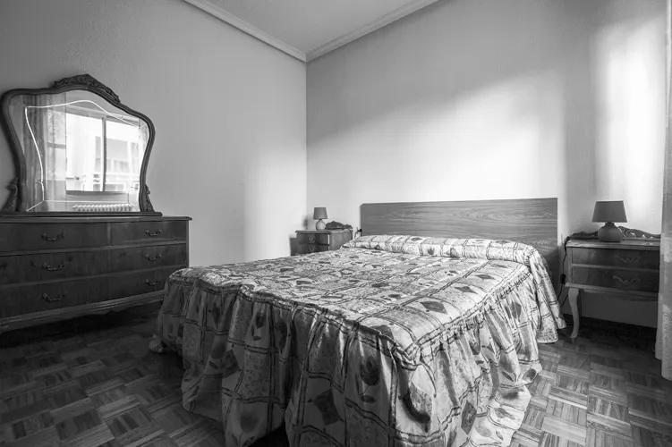 Foto de dormitorio en un piso en alquiler