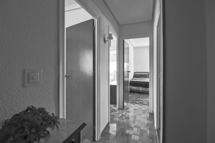 Foto de pasillo en un piso en alquiler