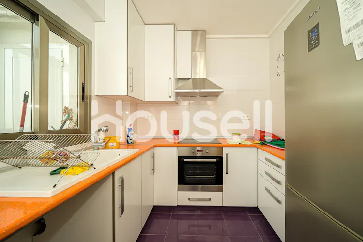 Foto de cocina en un piso en alquiler