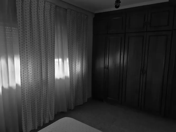Foto de dormitorio en un piso en alquiler
