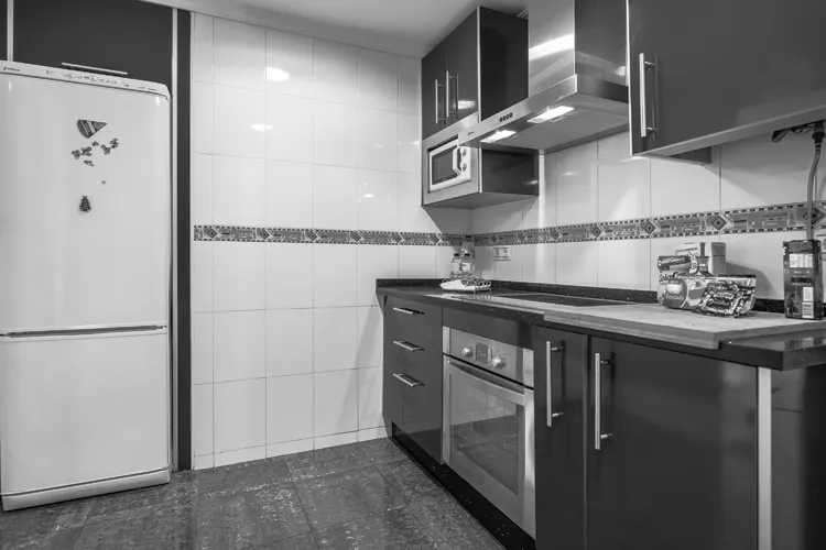 Foto de cocina en un piso en alquiler
