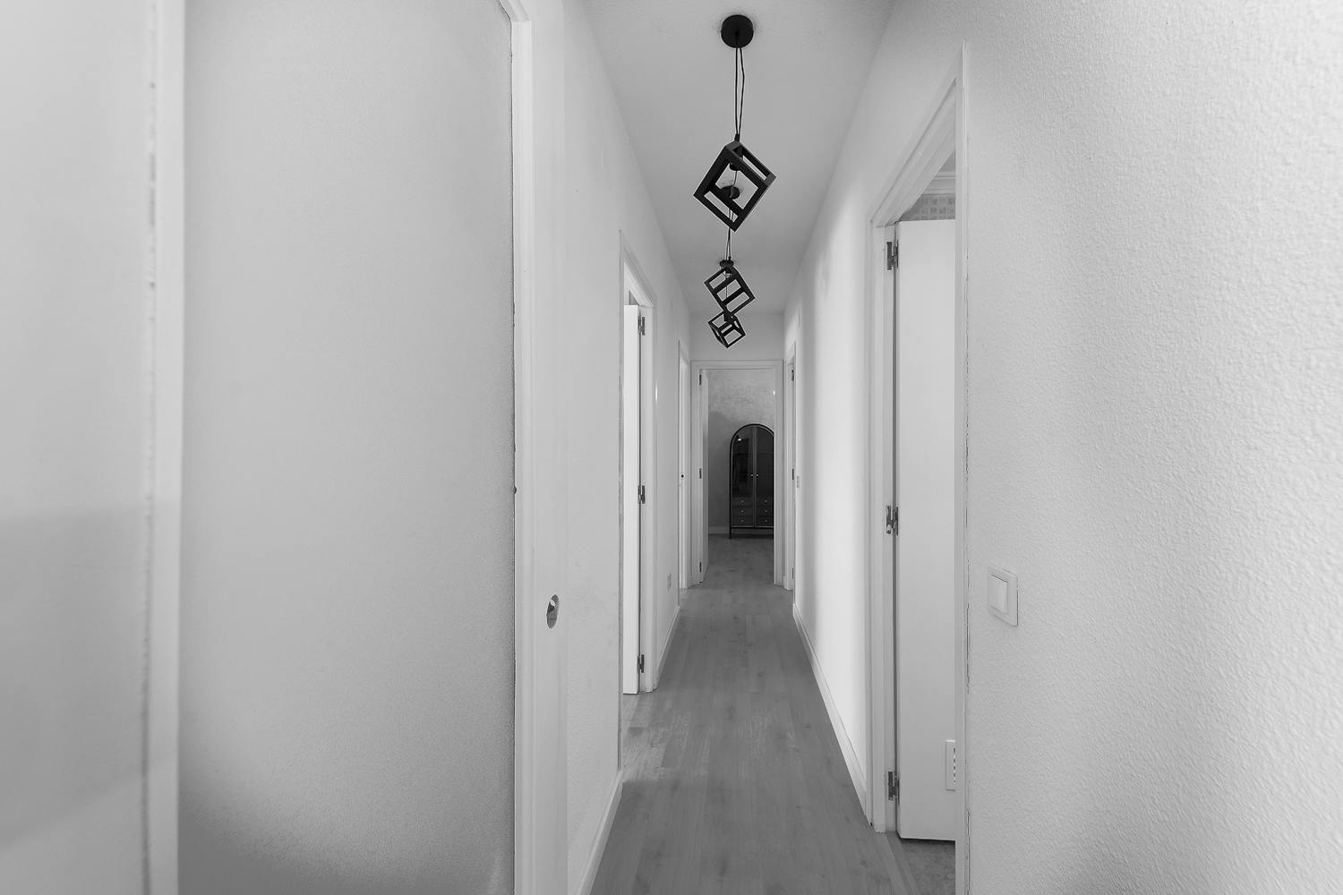 Photo of the corridor in a flat for rent