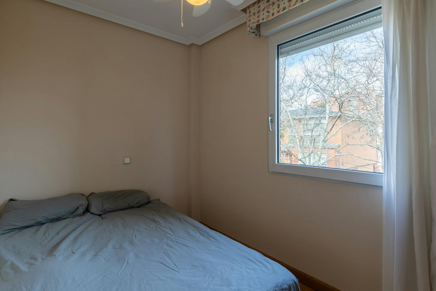 Foto de dormitorio en un piso en alquiler
