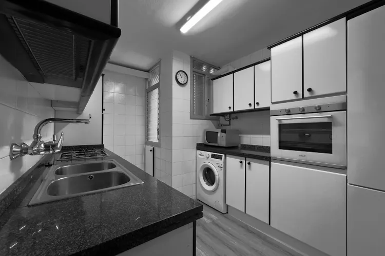 Foto de cocina en un piso en alquiler