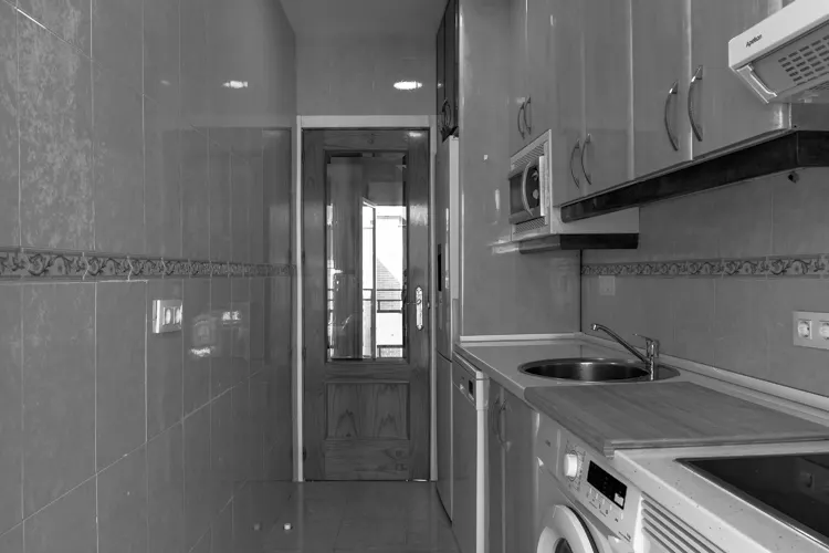 Foto de cocina en un piso en alquiler