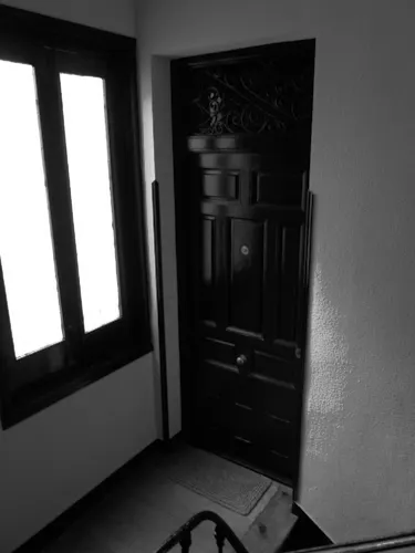 Foto de entrada en un piso en alquiler