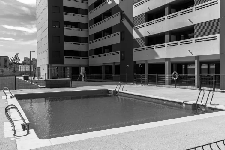 Foto de piscina en un piso en alquiler