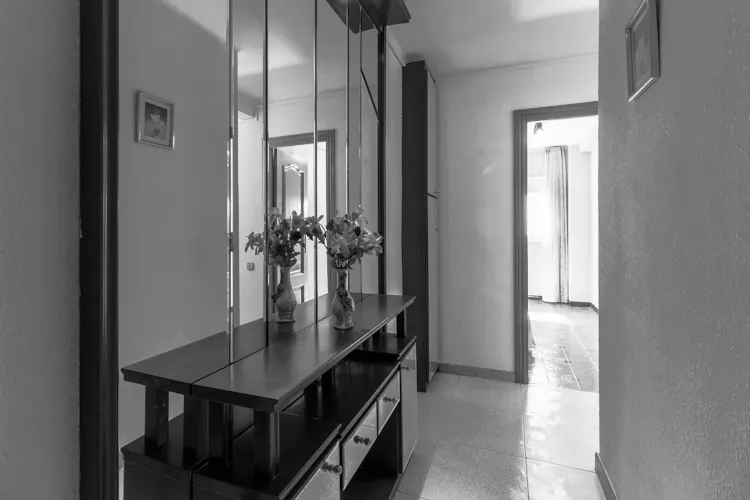 Foto de pasillo en un piso en alquiler