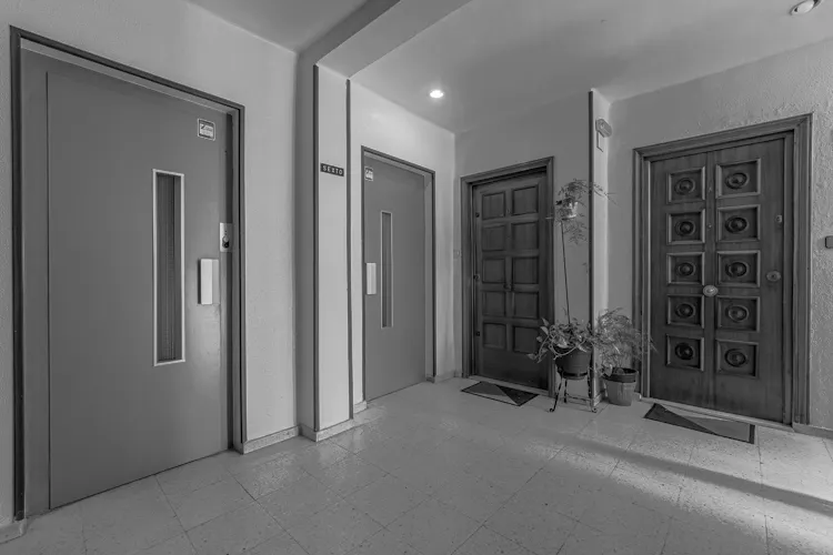 Foto de entrada en un piso en alquiler