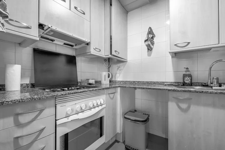 Foto de cocina en un piso en alquiler