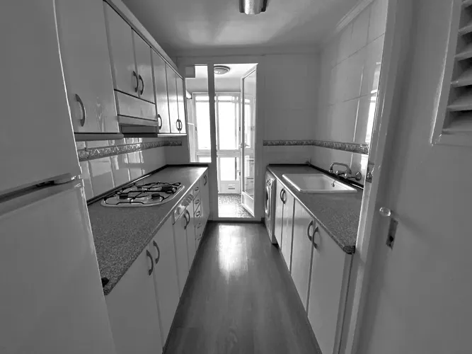 Foto de cocina en un piso en alquiler