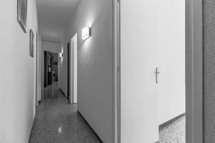 Foto de pasillo en un piso en alquiler