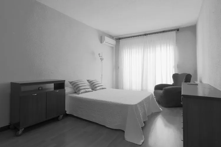 Foto de dormitorio en un piso en alquiler