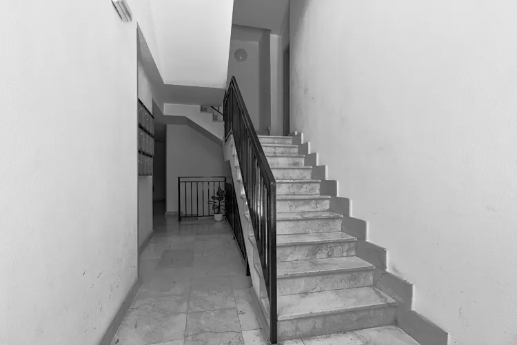 Foto de escalera en un piso en alquiler