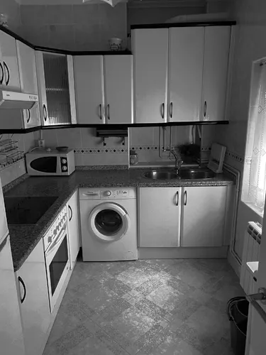 Foto de cocina en un piso en alquiler
