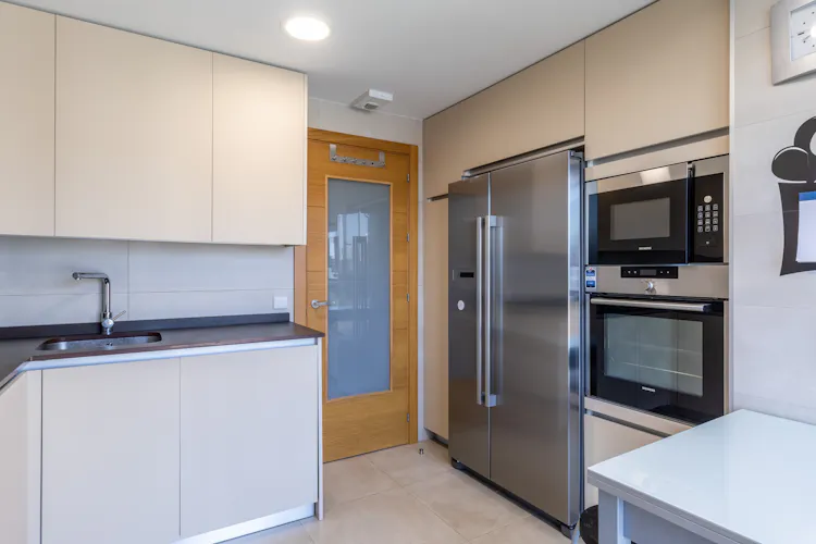 Foto de cocina en un piso en alquiler