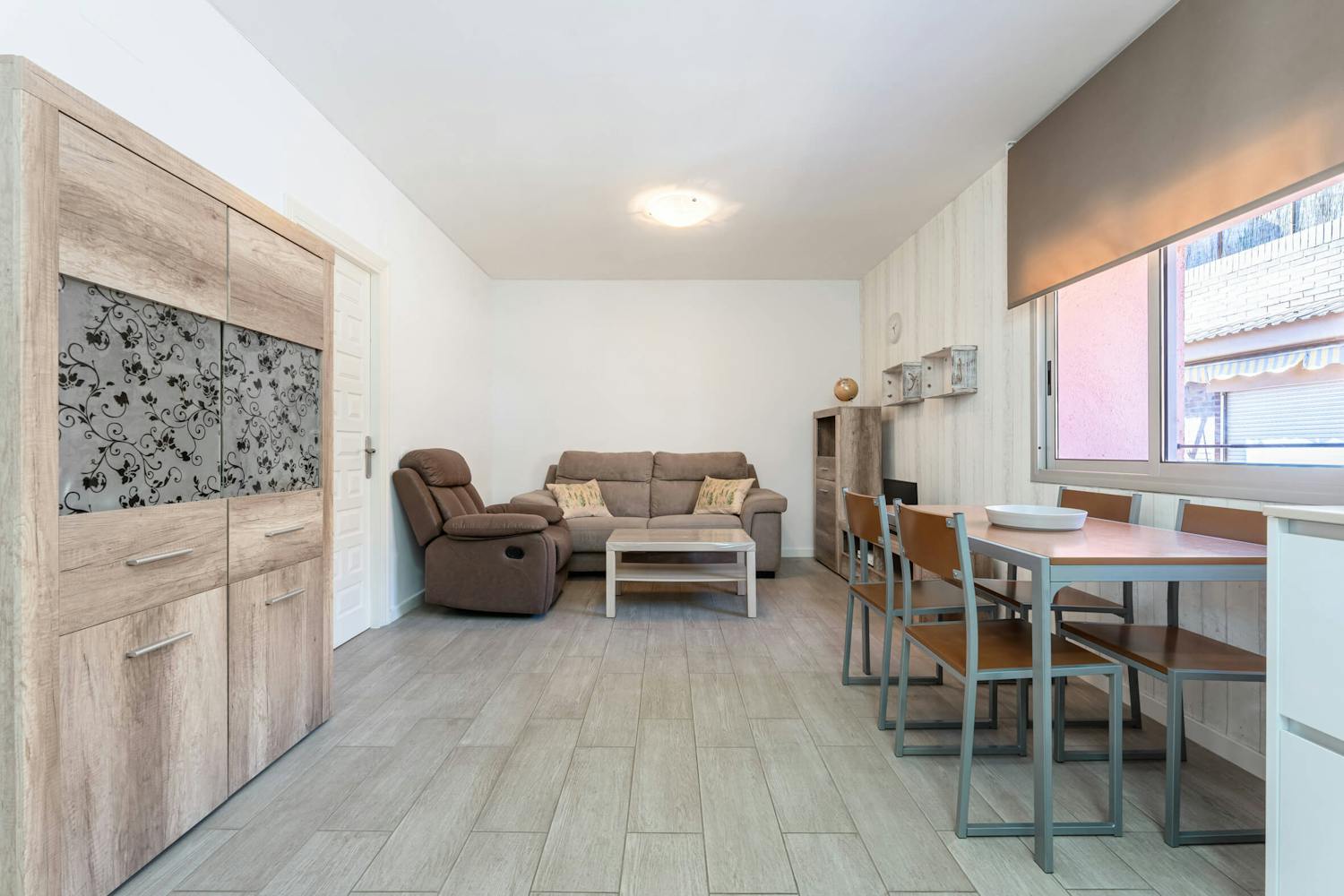 Photo of the living in a flat for rent
