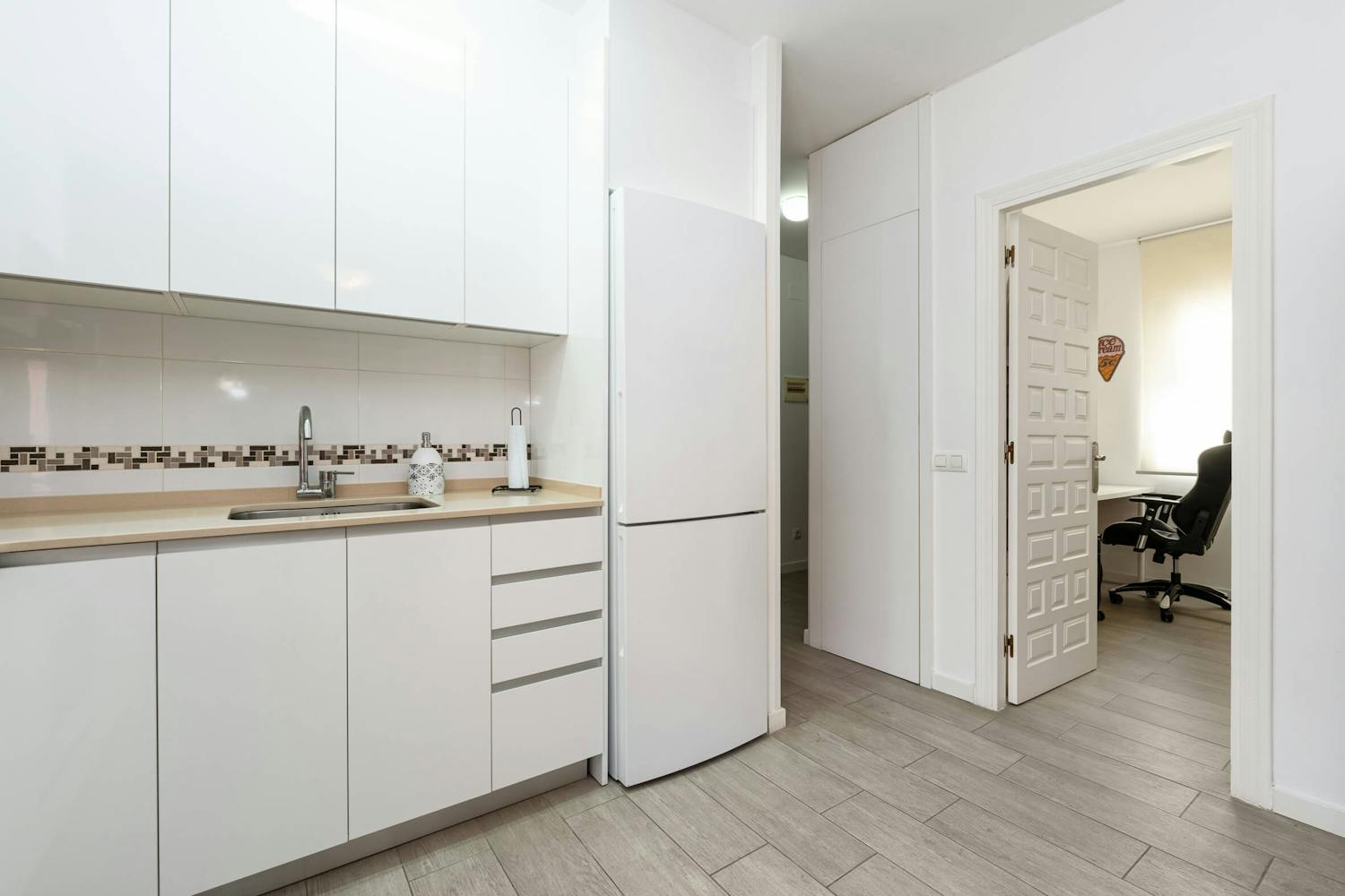 Photo of the kitchen in a flat for rent