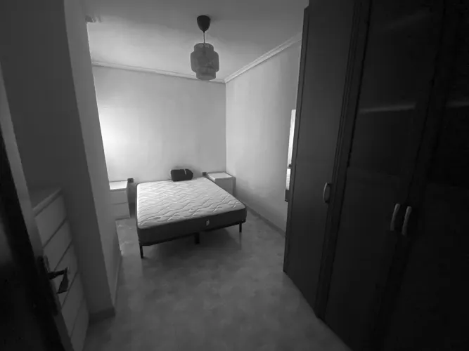 Foto de habitación en un piso en alquiler