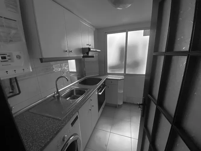 Foto de cocina en un piso en alquiler