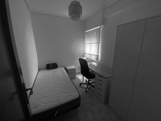 Foto de dormitorio en un piso en alquiler