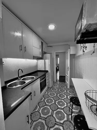 Foto de cocina en un piso en alquiler