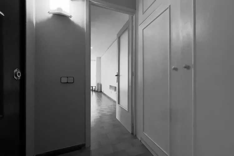 Foto de entrada en un piso en alquiler