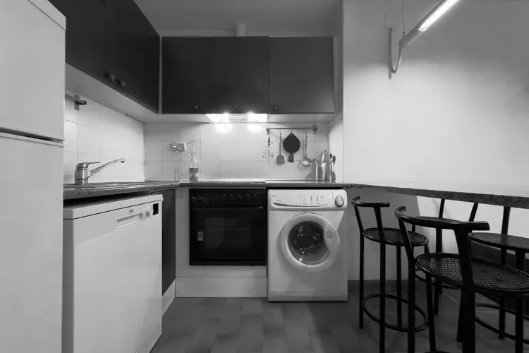 Foto de cocina en un piso en alquiler