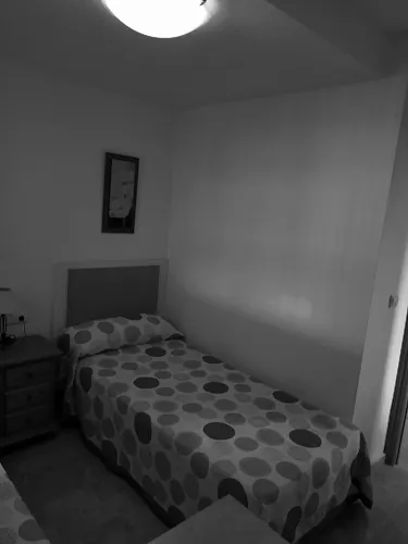 Foto de dormitorio en un piso en alquiler
