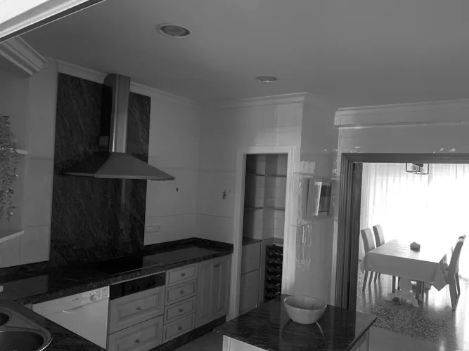 Foto de cocina en un piso en alquiler