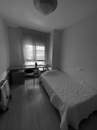 Foto de dormitorio en un piso en alquiler