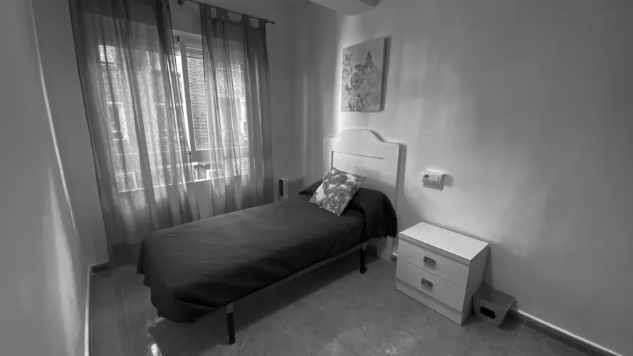 Foto de dormitorio en un piso en alquiler