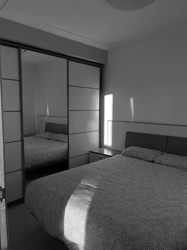 Foto de dormitorio en un piso en alquiler