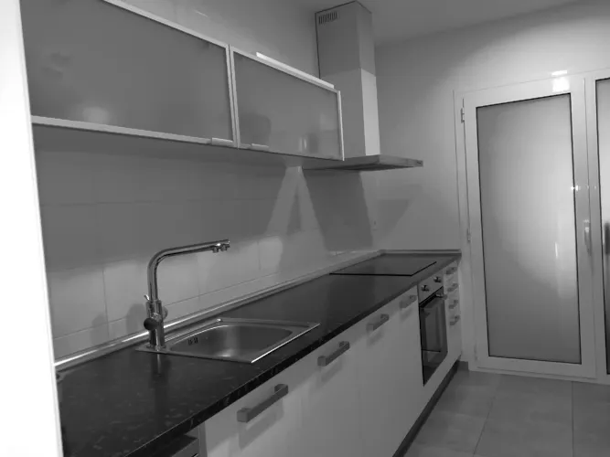 Foto de cocina en un piso en alquiler