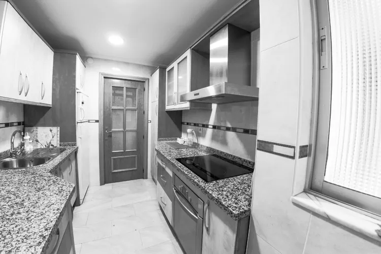 Foto de cocina en un piso en alquiler