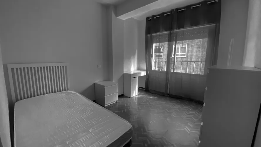 Foto de dormitorio en un piso en alquiler
